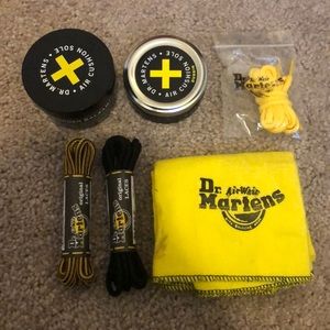 Dr Martens cleaning kit